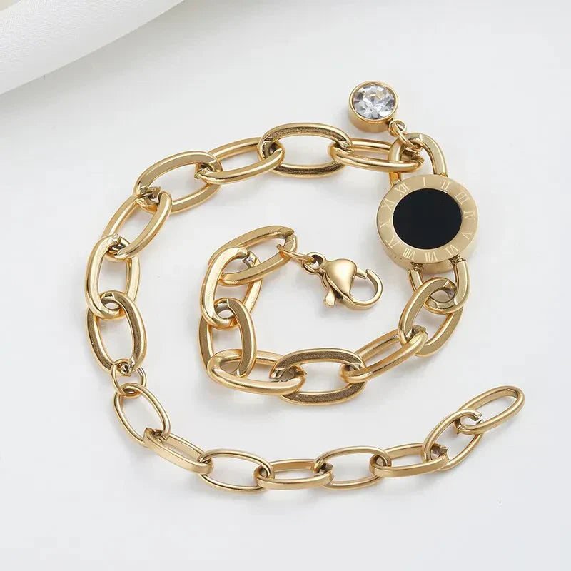 Nicole | Trendy Pendant Bracelet