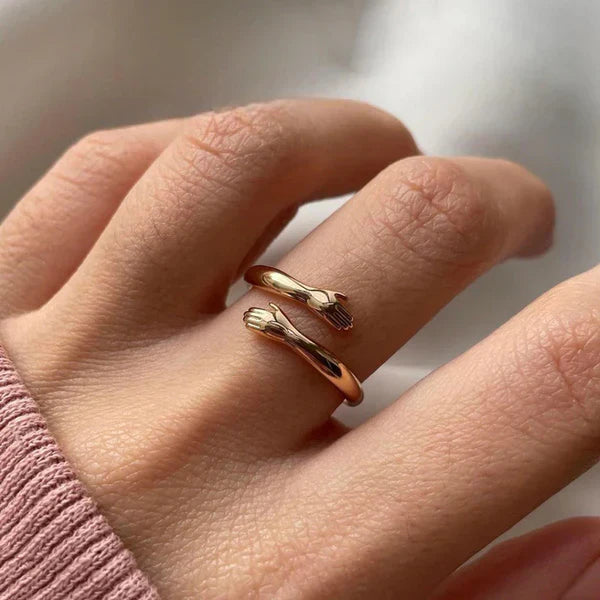 Hug Shaped Adjustable Finger Ring
